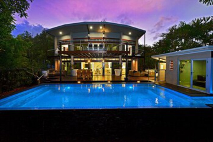 Pool 37 of 43