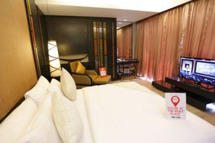 Room 7 of 43