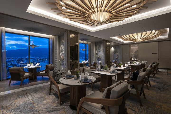 Dining 59 of 91