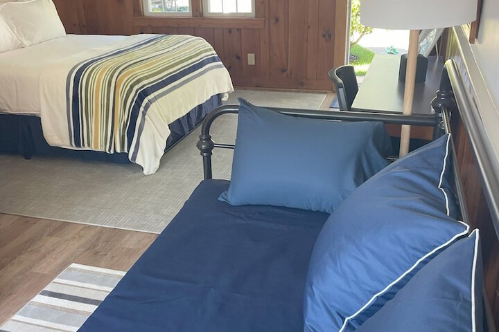 Room 7 of 39