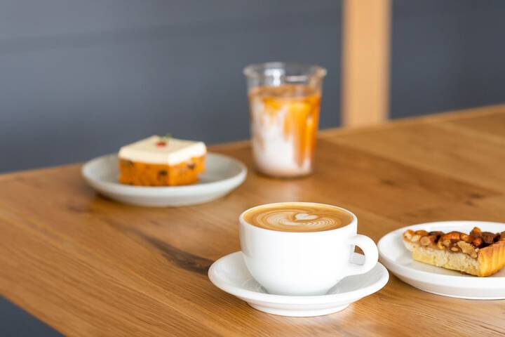 Breakfast/Coffee Service 63 of 95