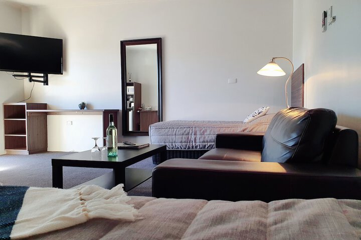 Room 7 of 32