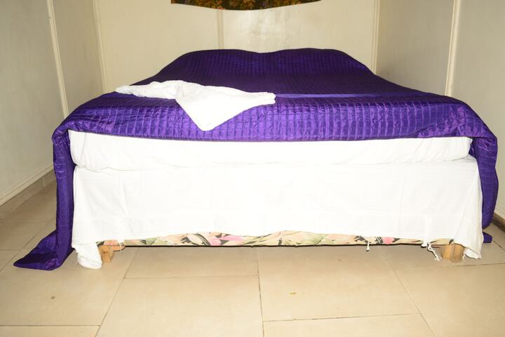 Room 2 of 18