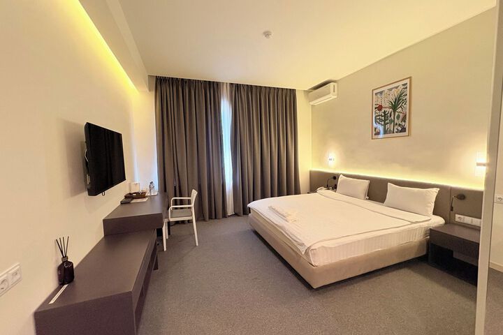 Room 21 of 30