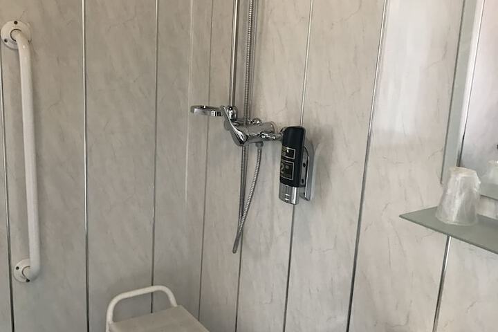 Room 49 of 82