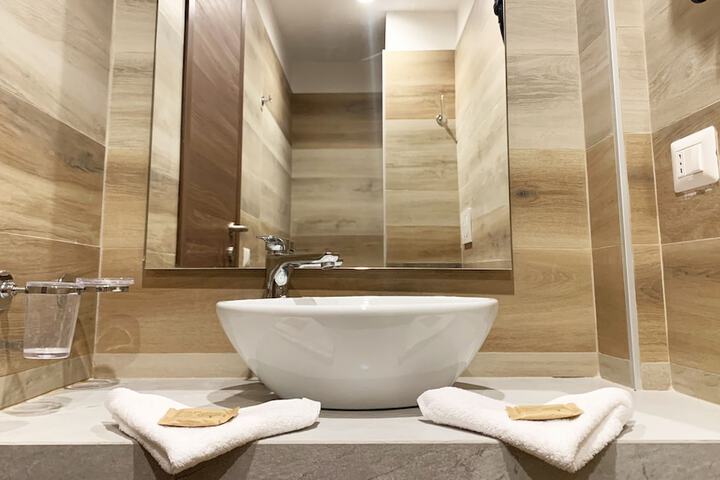 Clean Restrooms