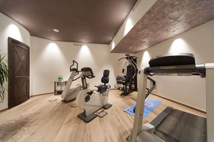 Hotel Gym