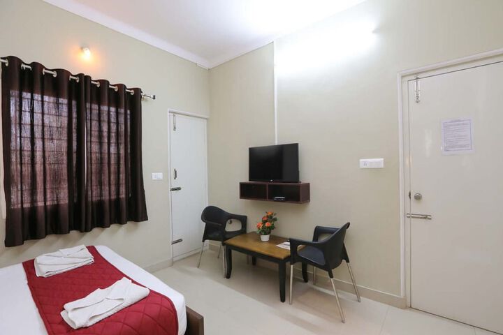 Room 12 of 20