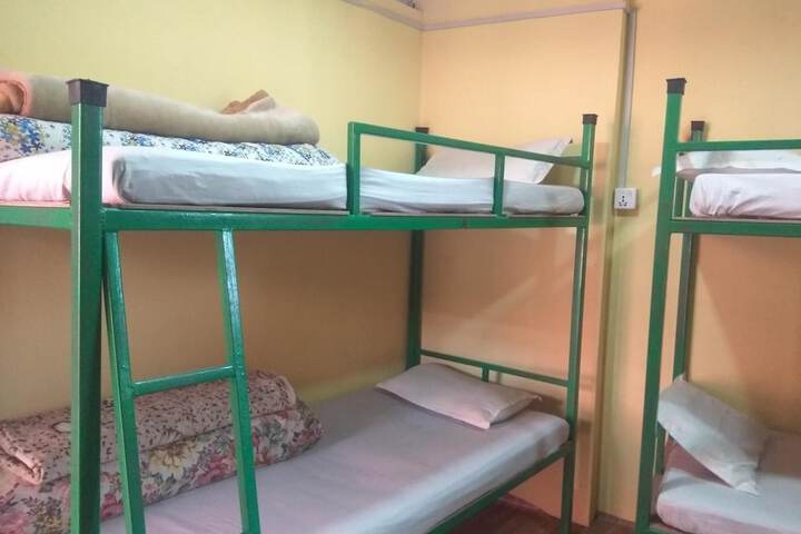 Room 17 of 49
