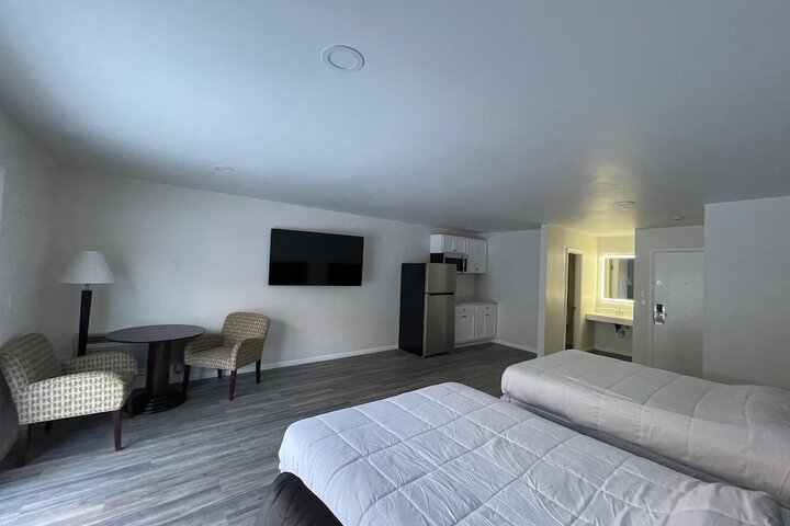 Room 17 of 50