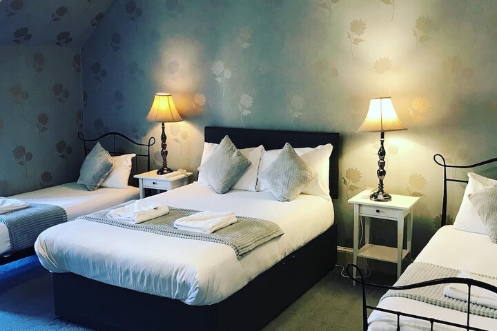 Room 16 of 94