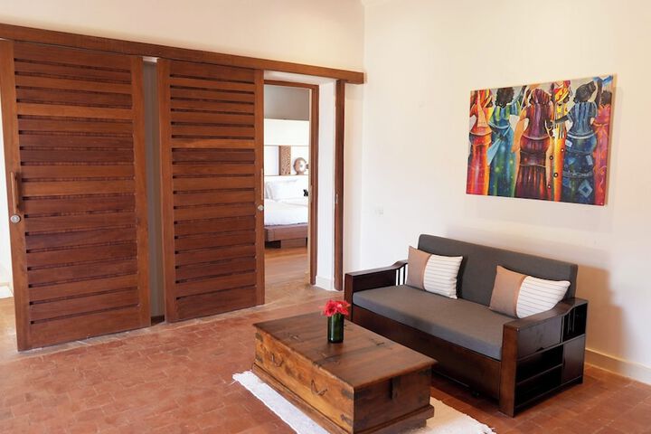Room 6 of 21
