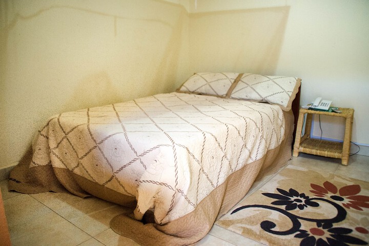 Room 4 of 31
