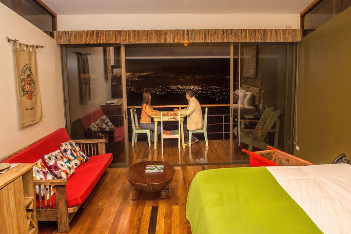 Room 15 of 76
