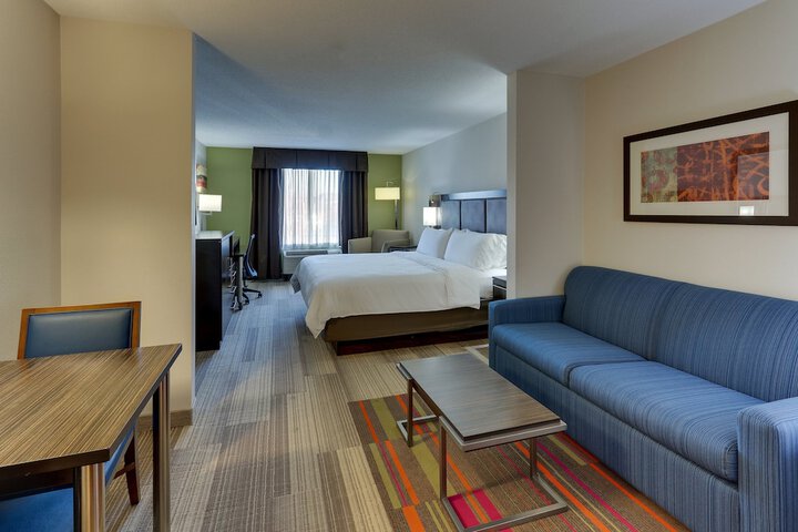 1 King Bed (8 of 14)