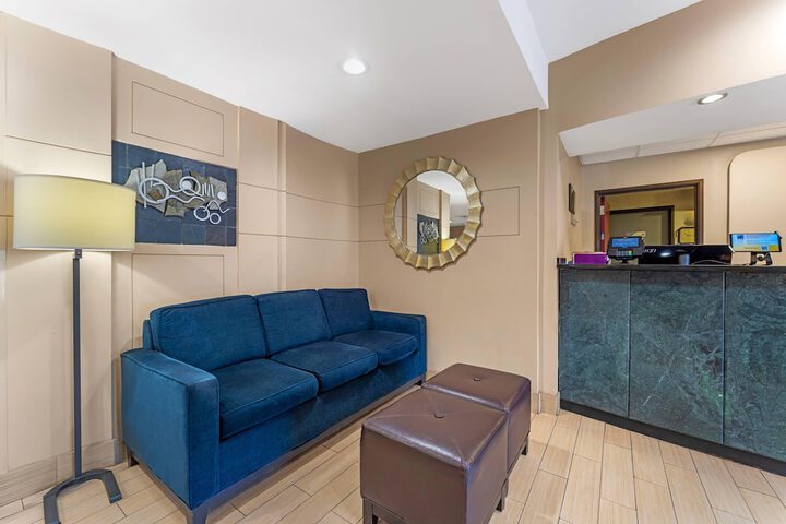 Guest Lobby