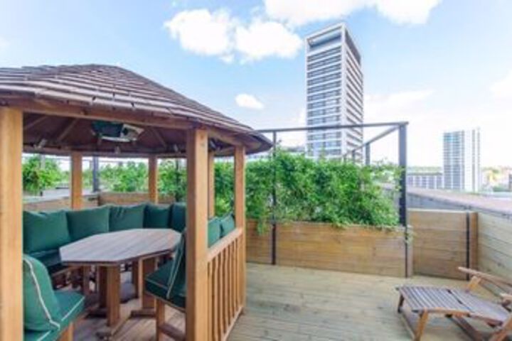 Terrace/Patio 8 of 9
