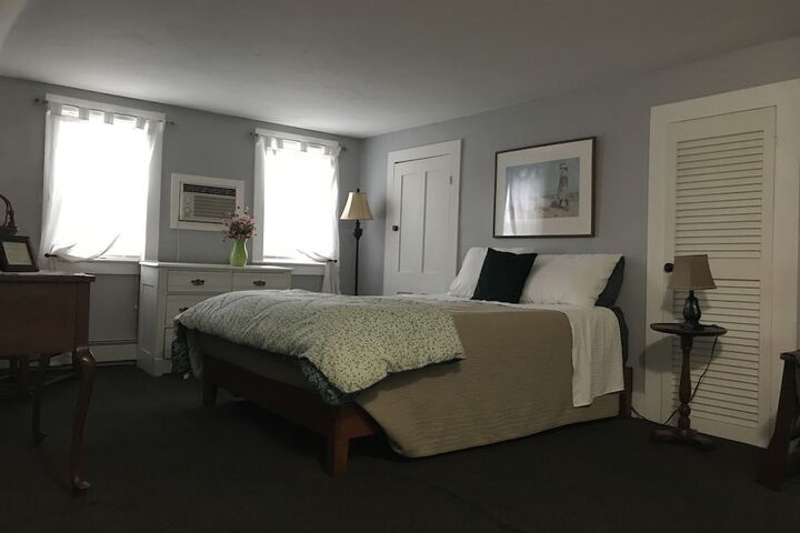 Room 3 of 19