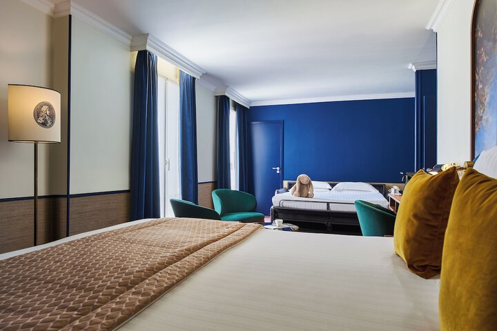 Room 18 of 46