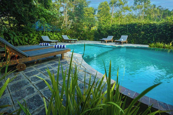 Pool 20 of 40