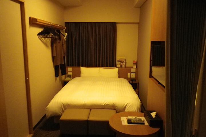 Room 17 of 93