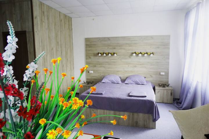 Room 6 of 21
