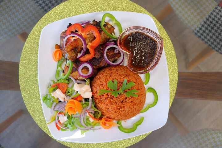 Dining 72 of 111