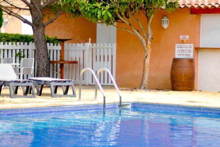 Pool 18 of 46