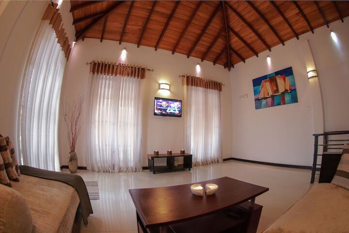 Room 15 of 36