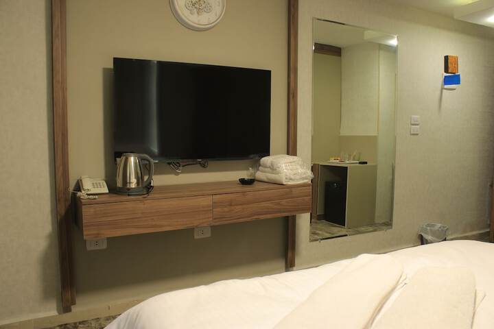 Room 20 of 48