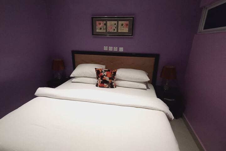 Room 14 of 36