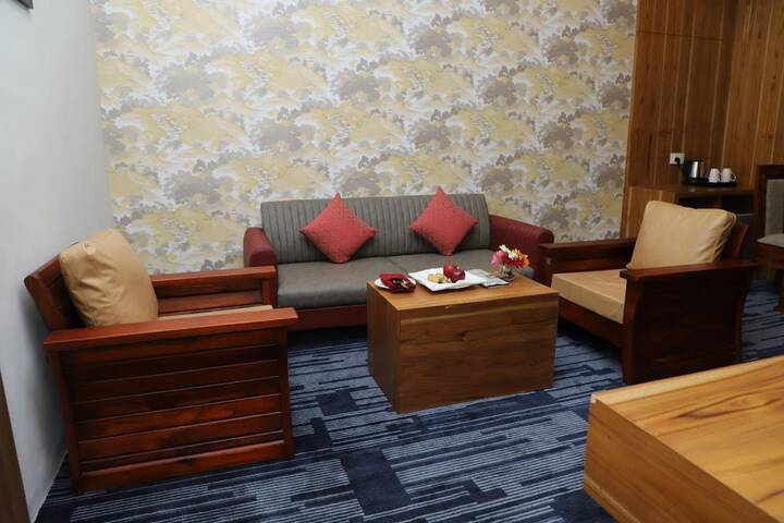 Room 26 of 48