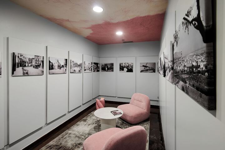Lounge 174 of 186