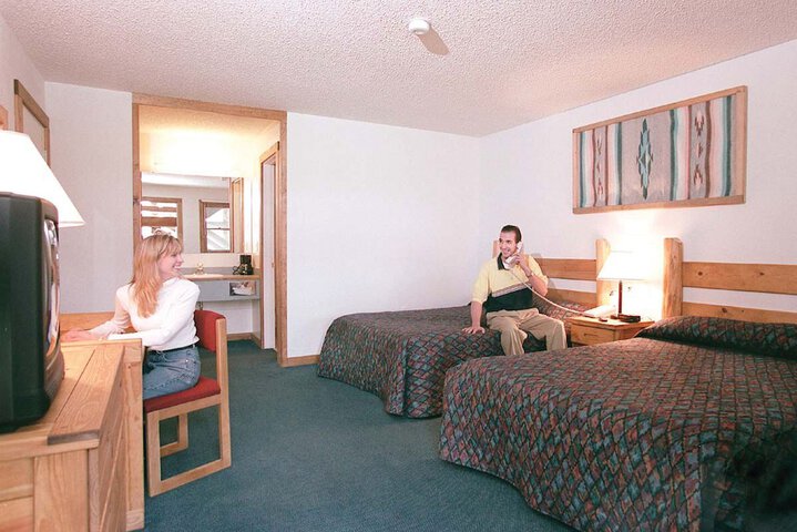 Room 28 of 85