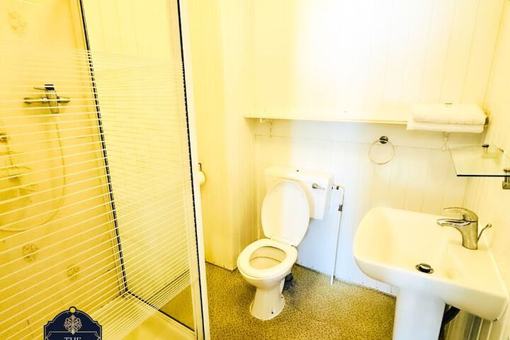 Room 41 of 49