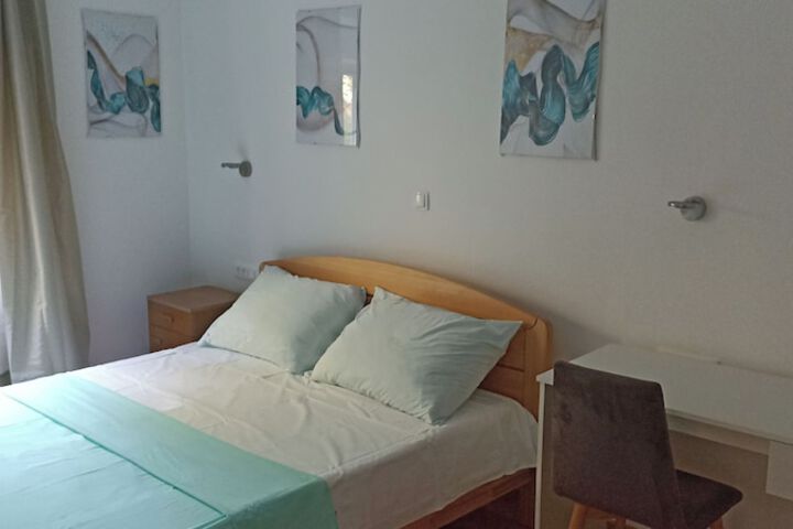 Room 35 of 117