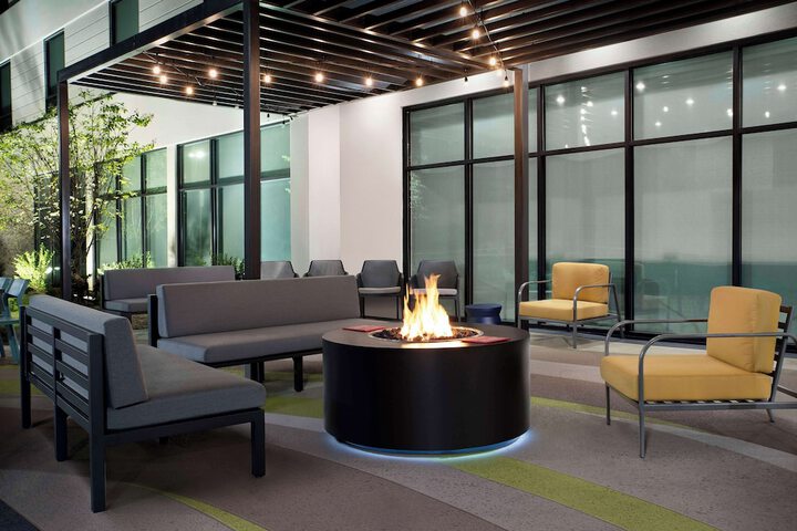 Terrace/Patio 26 of 29