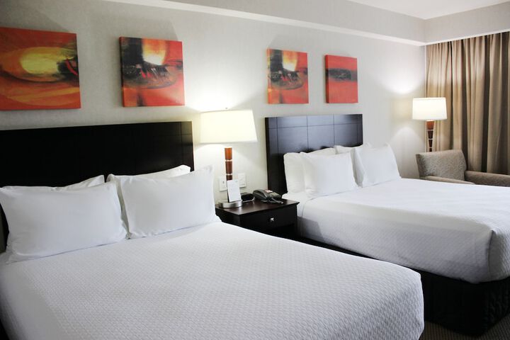 Room 25 of 175