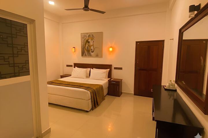 Room 3 of 23