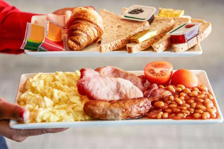Breakfast area