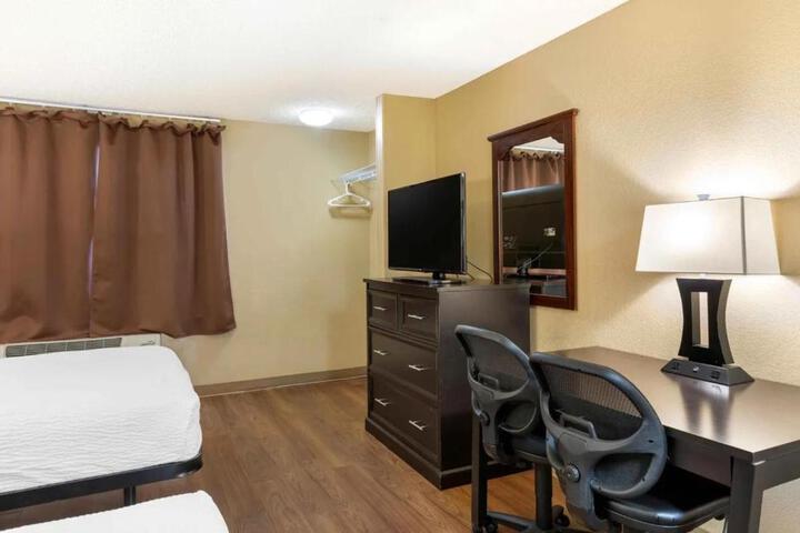 Studio 2 Double Beds (8 of 10)