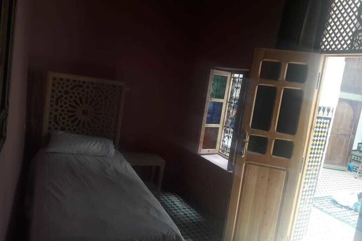 Room 6 of 45