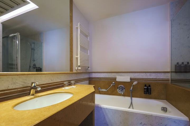 Bathroom Interior Photo