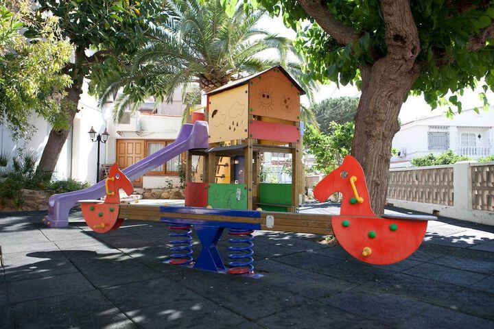 Childrens Activities 25 of 52