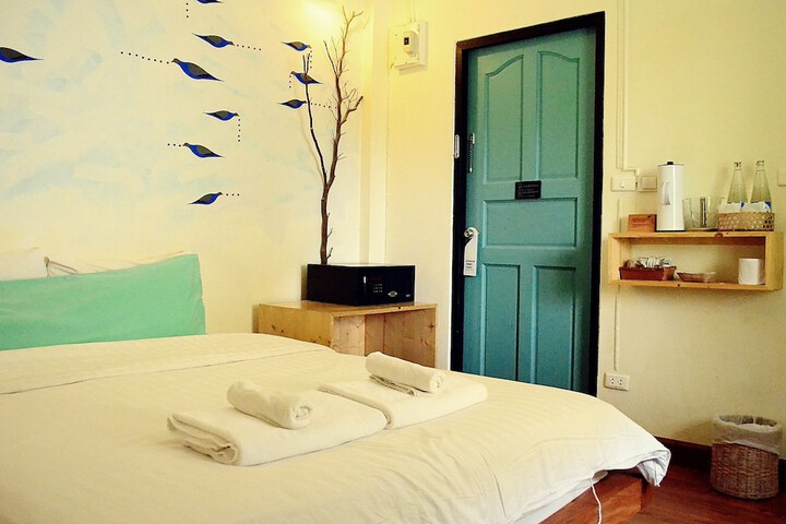 Room 3 of 24