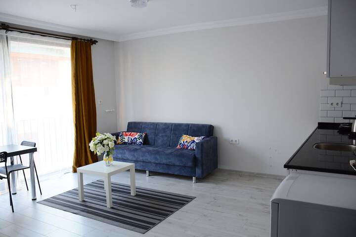Room 13 of 27