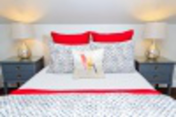 Room 340 of 671