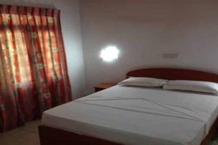 Room 28 of 84