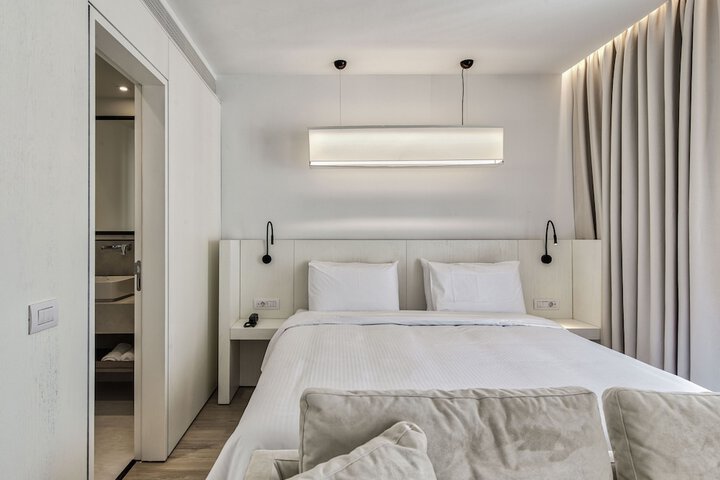 Room 21 of 61