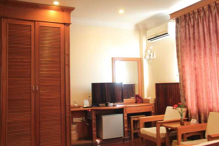 Room 16 of 56